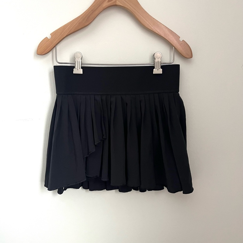 Yogalicious Black Rally Curved Athletic Skort